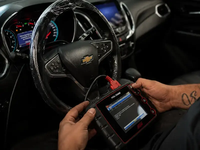 Scanner automotivo conectado ao carro